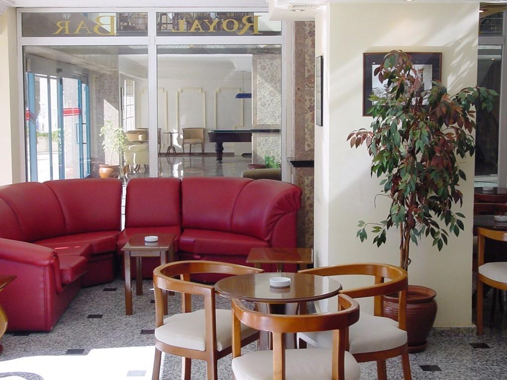 City Royal Hotel And Casino Nicosia Esterno foto