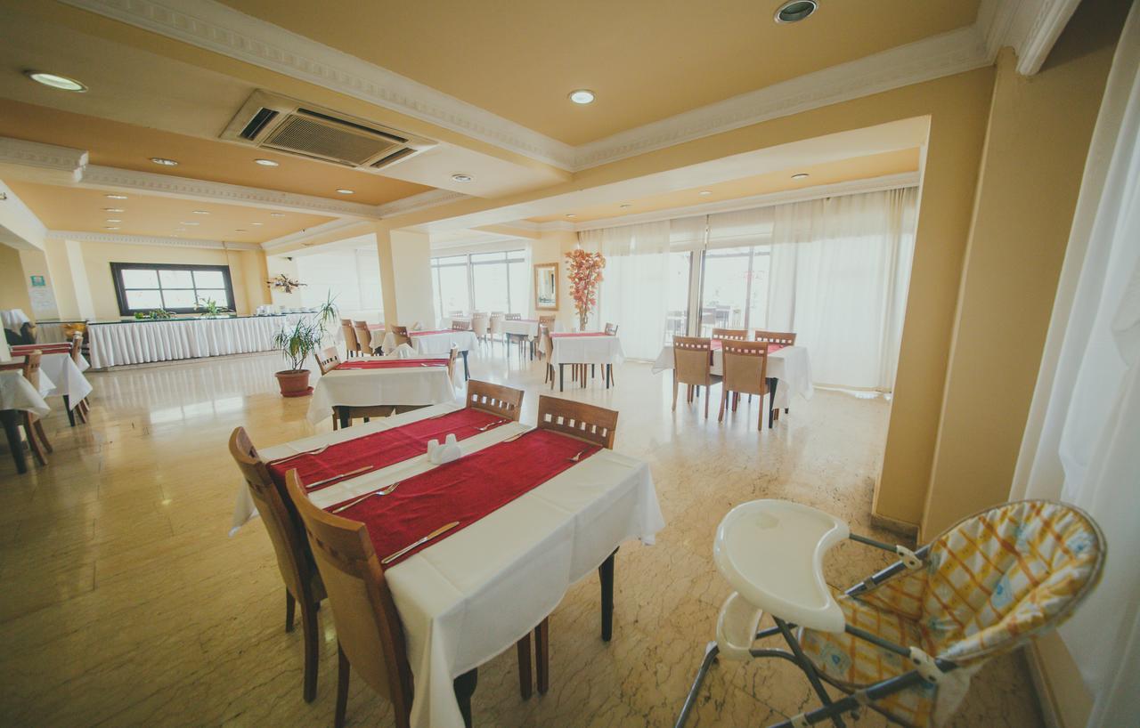 City Royal Hotel And Casino Nicosia Esterno foto