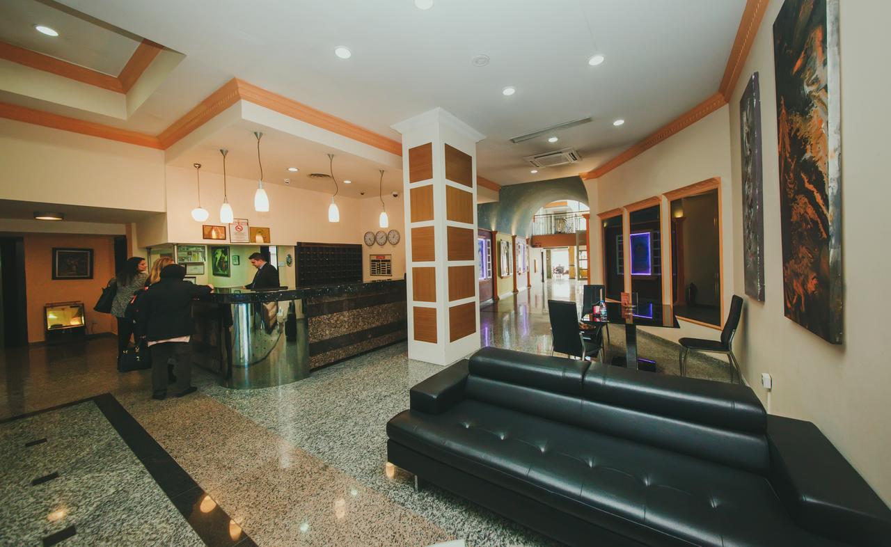 City Royal Hotel And Casino Nicosia Esterno foto